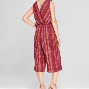 Universal Thread jewel-tone romper jumper Small